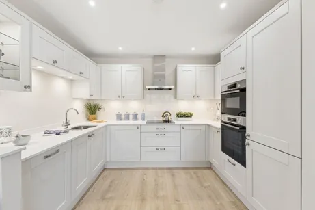 Bramall Place, Bowling Alley, Crondall, GU10