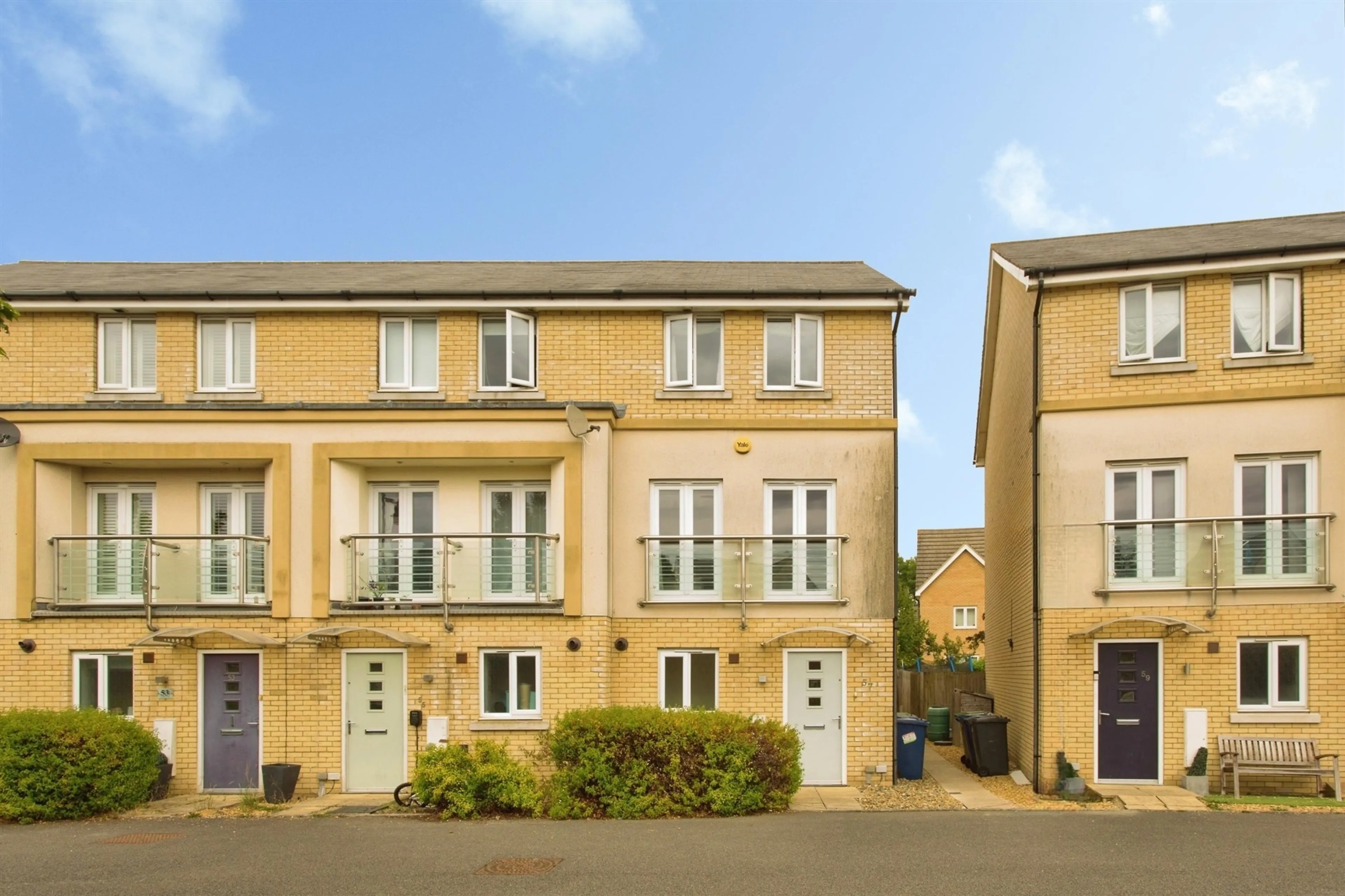 Property photo 0