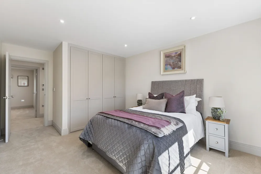 Bramall Place, Bowling Alley, Crondall, GU10 photo 10