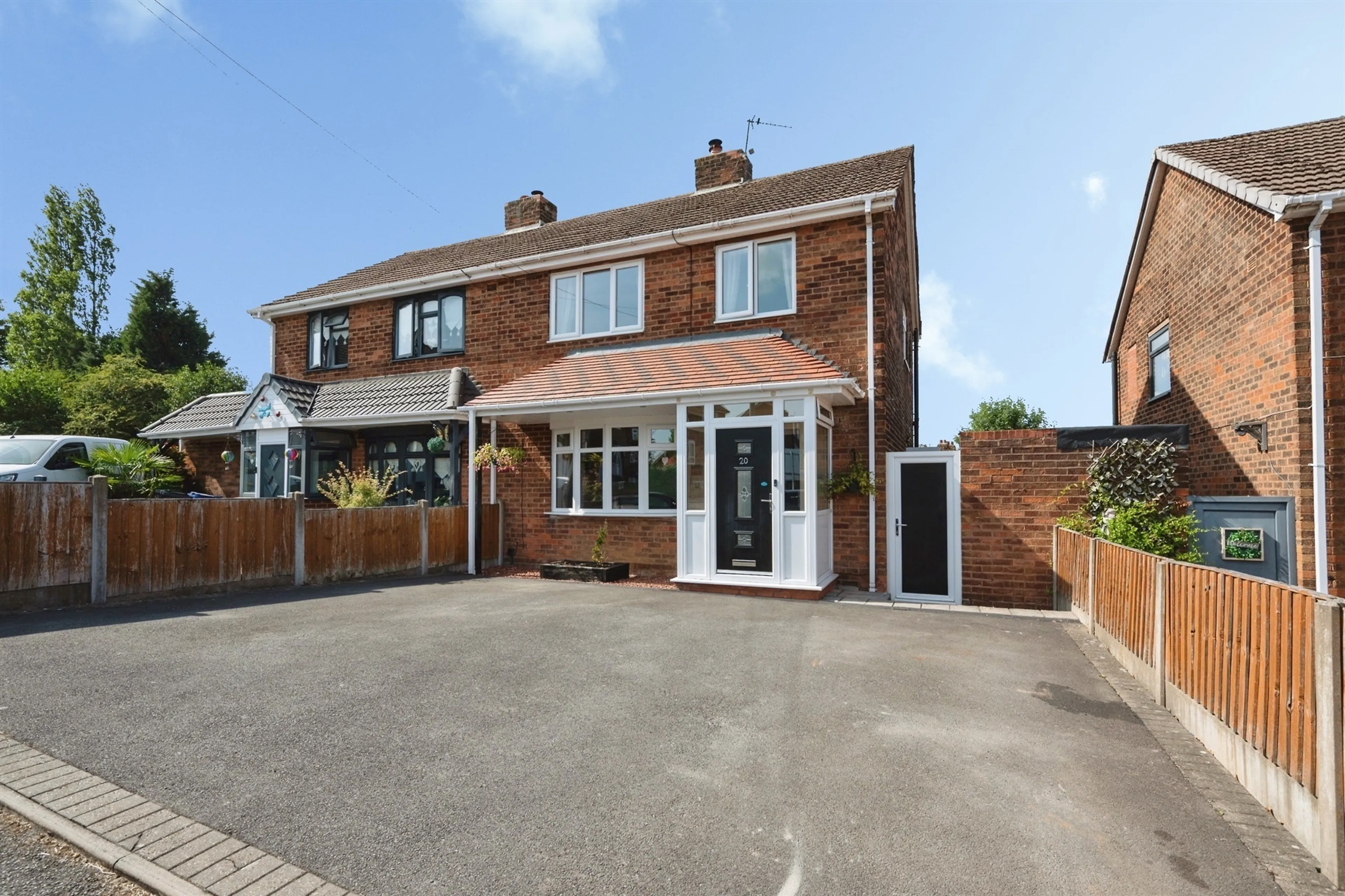 Property photo 0