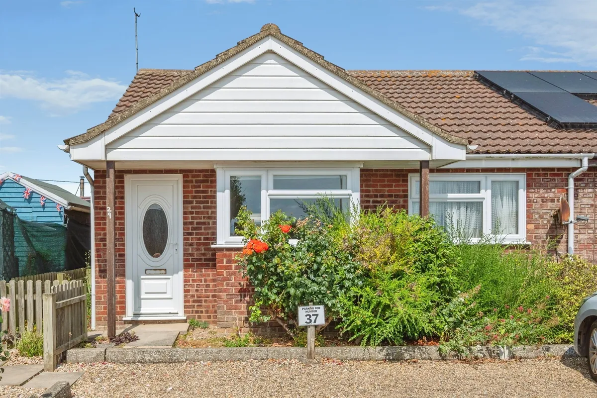 Coastline Village, Walcott, Norwich