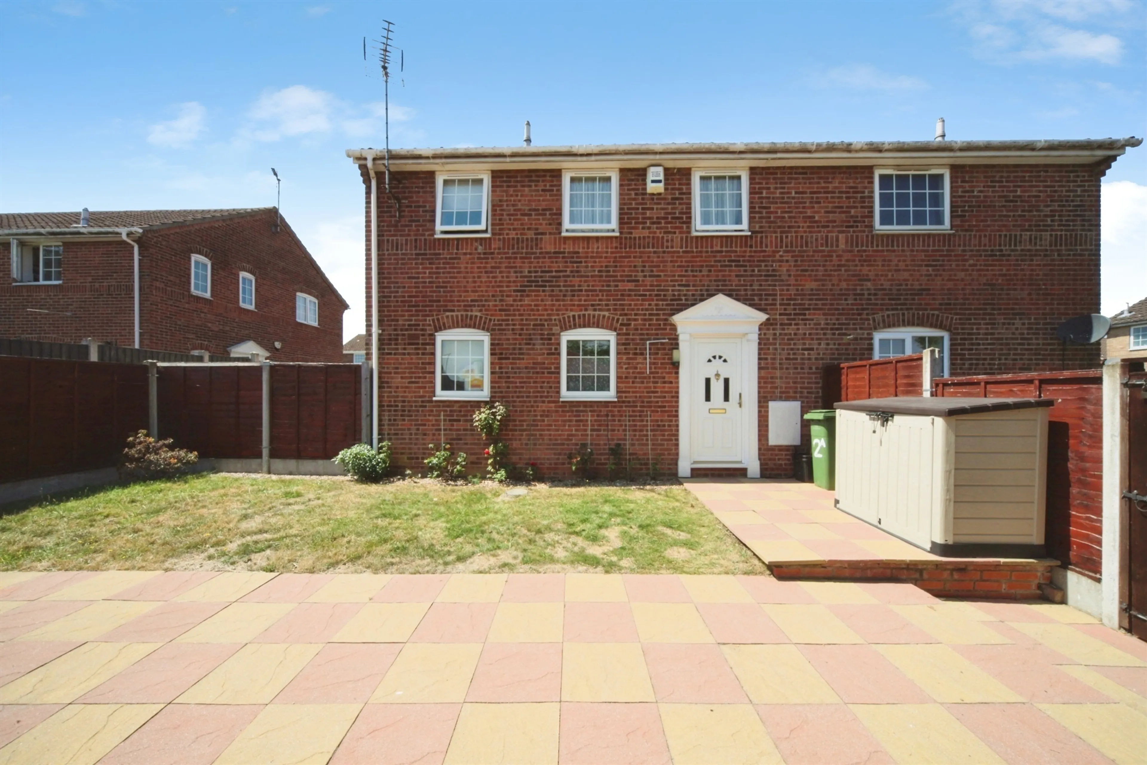 Property photo 0