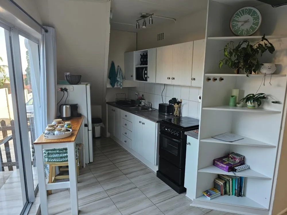 South Africa, Western Cape, Heldervue, Frangipani Street, 12