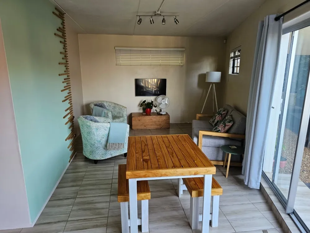 South Africa, Western Cape, Heldervue, Frangipani Street, 12