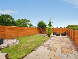 Windsor Drive, Wigginton, York thumb 3