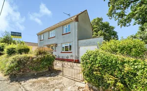 Brimley Road, Bovey Tracey, Newton Abbot, Devon, TQ13 photo