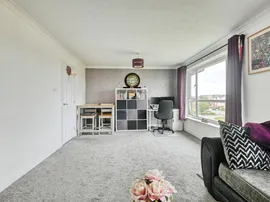 Prestwick Road, Birmingham thumb 3