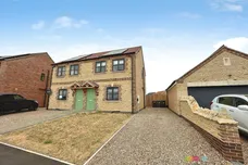Cleveland Avenue, North Hykeham, LINCOLN