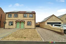 Cleveland Avenue, North Hykeham, LINCOLN