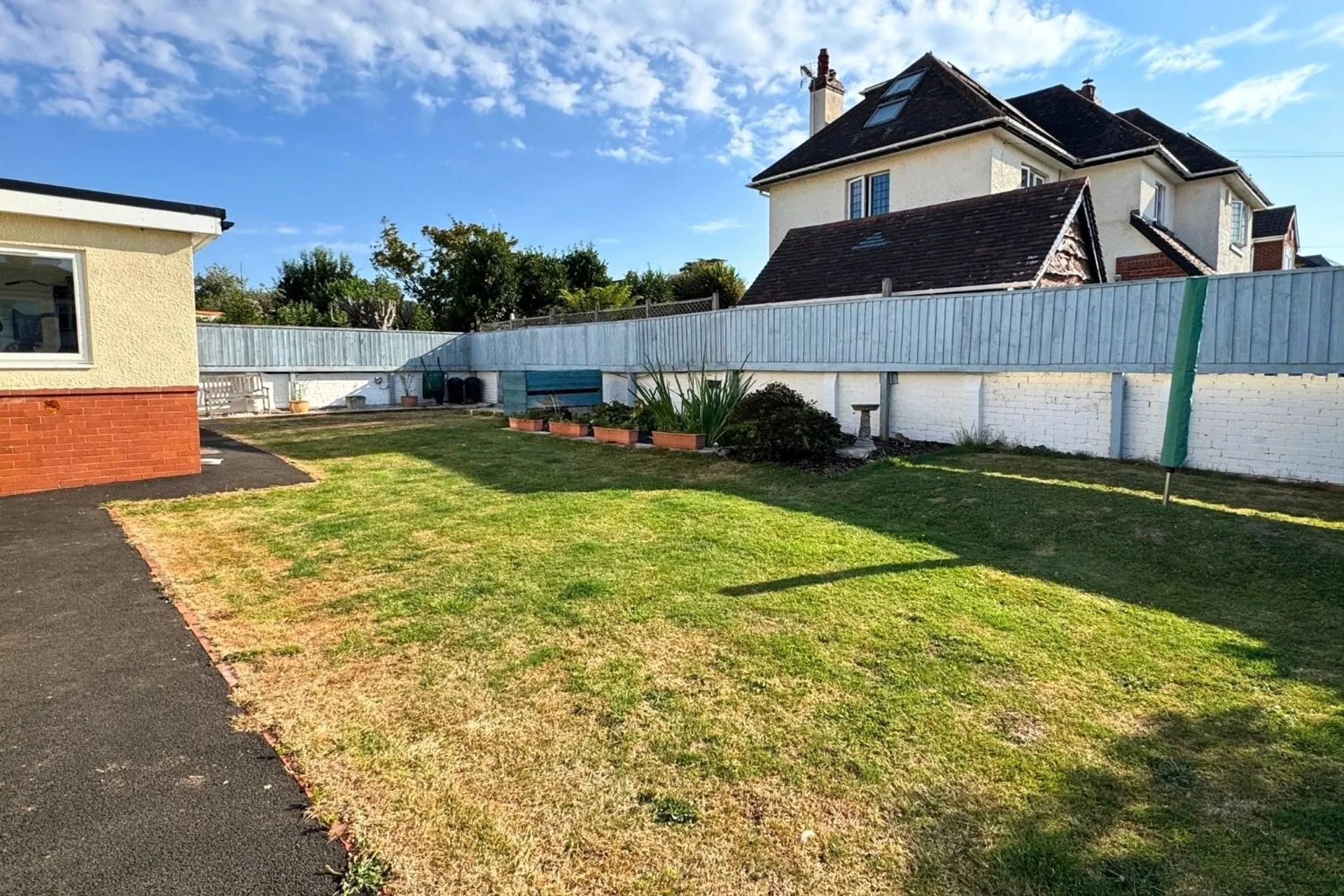 Property photo top 3