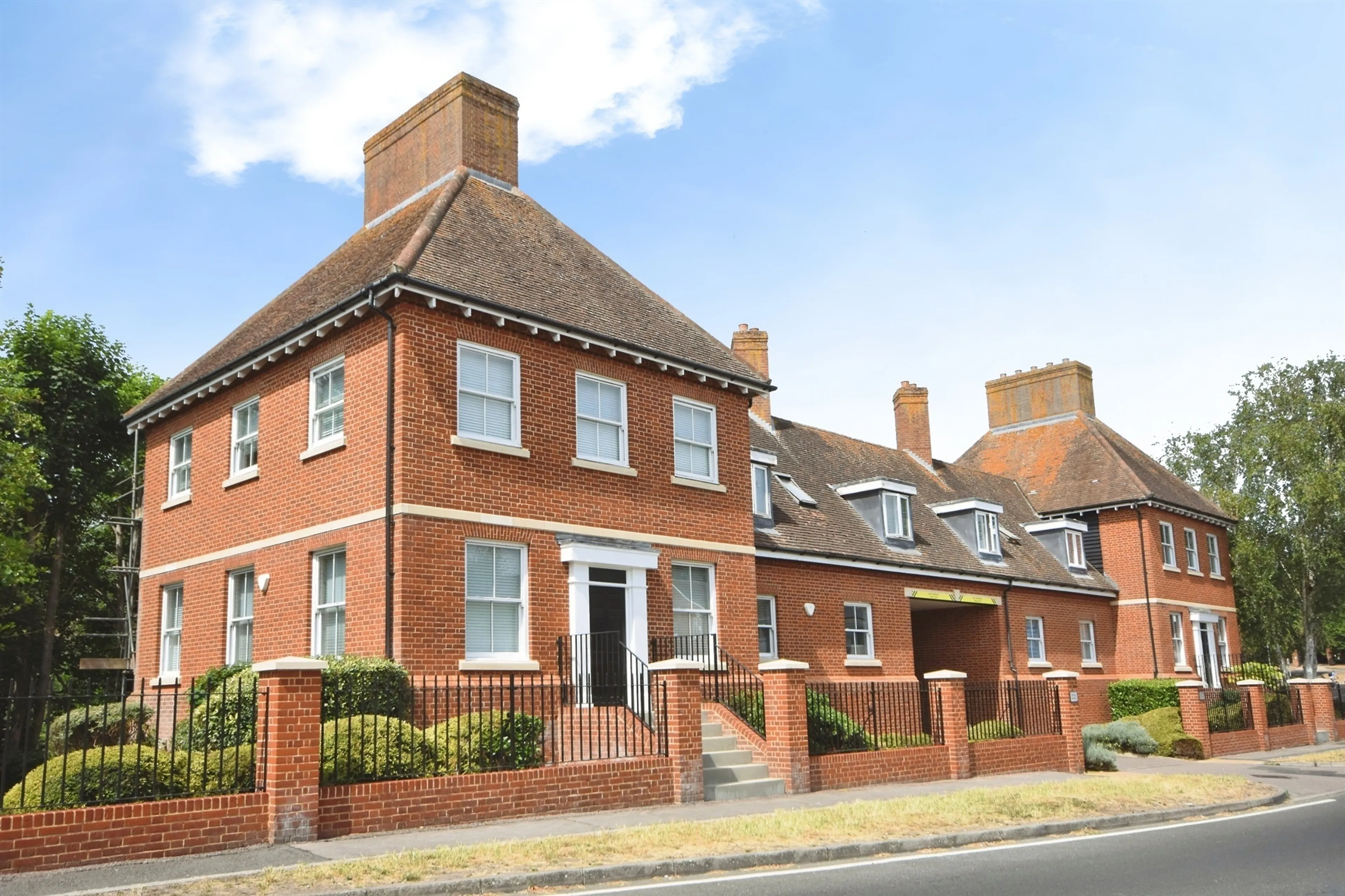 Property photo 0