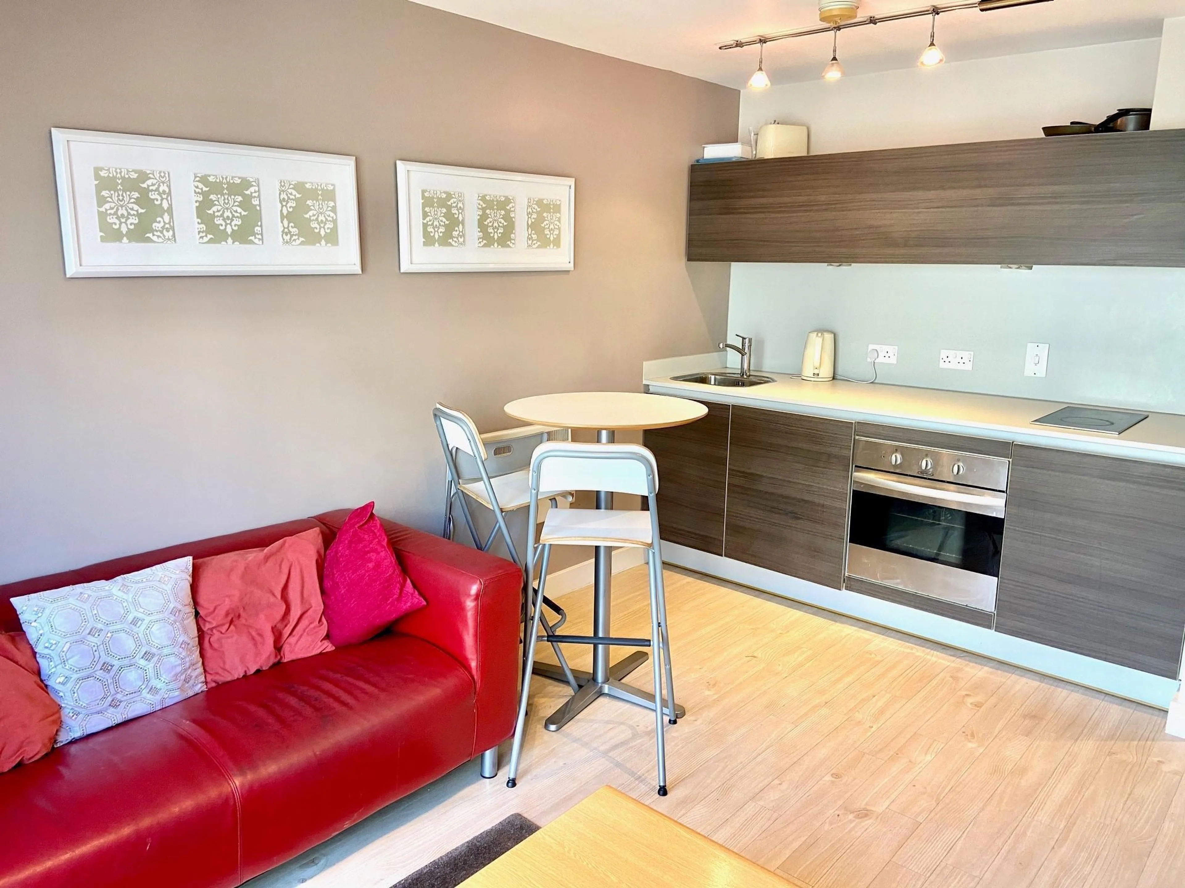 Property photo 0