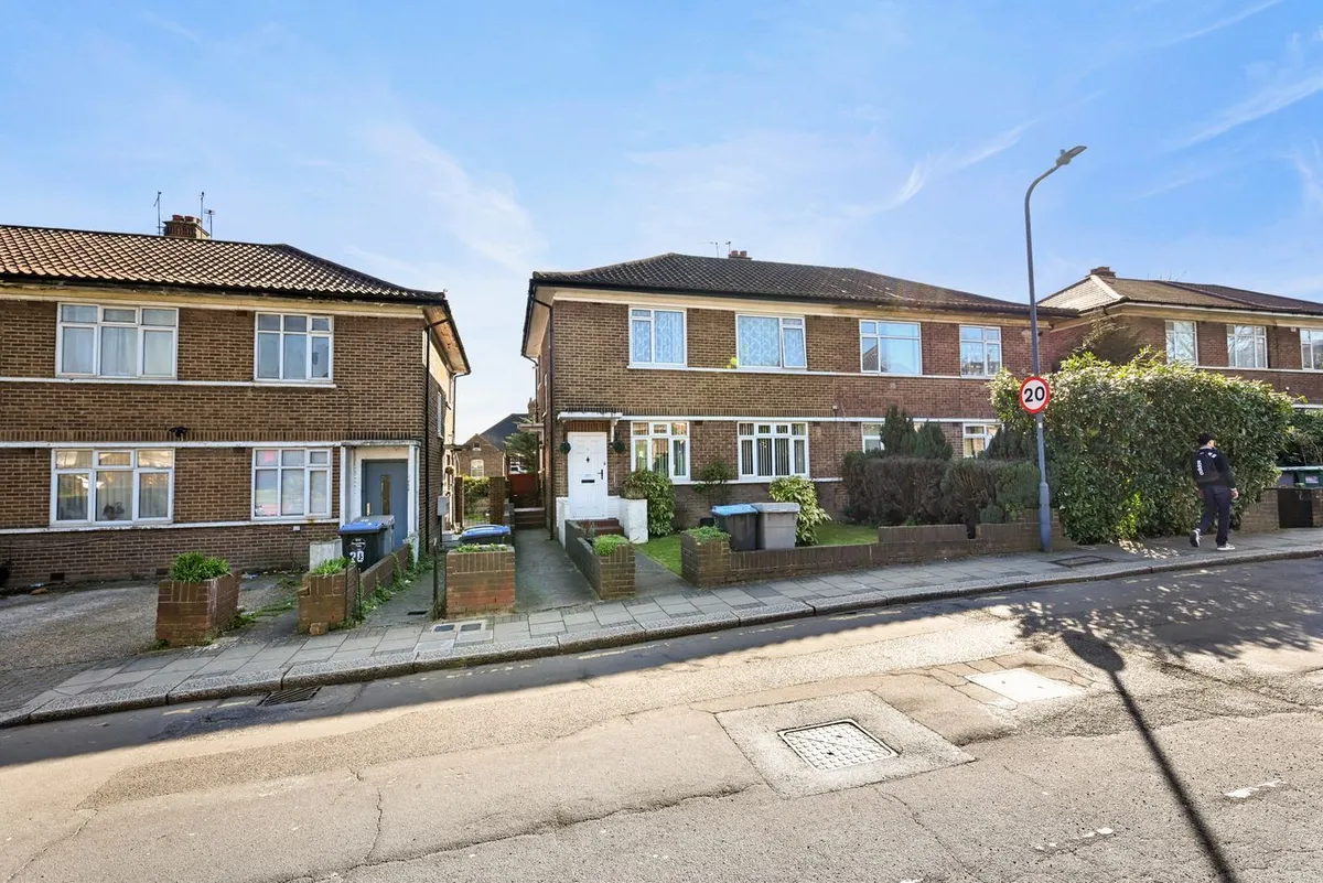 Bermans Way, London, NW10