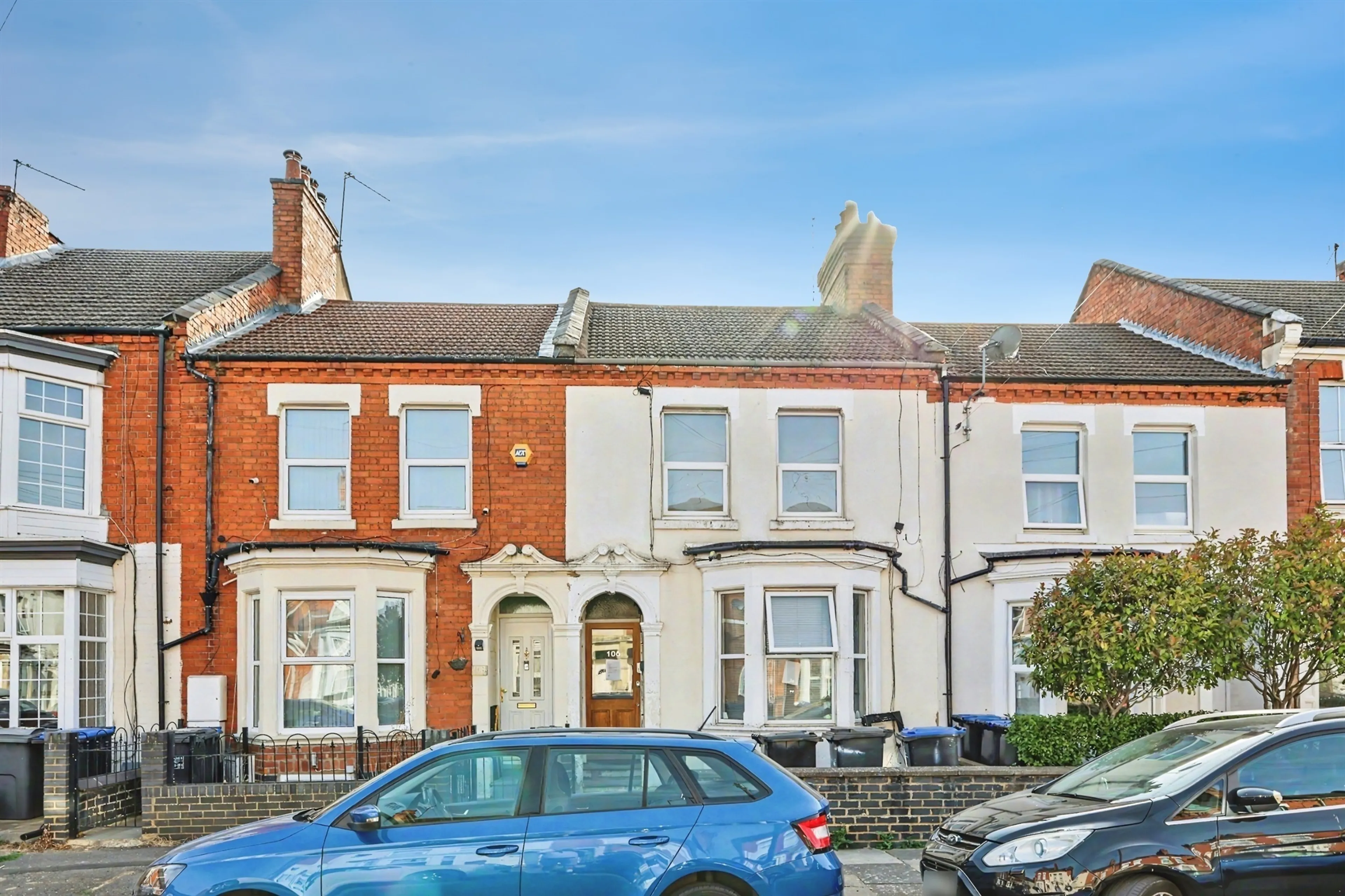 Property photo 0