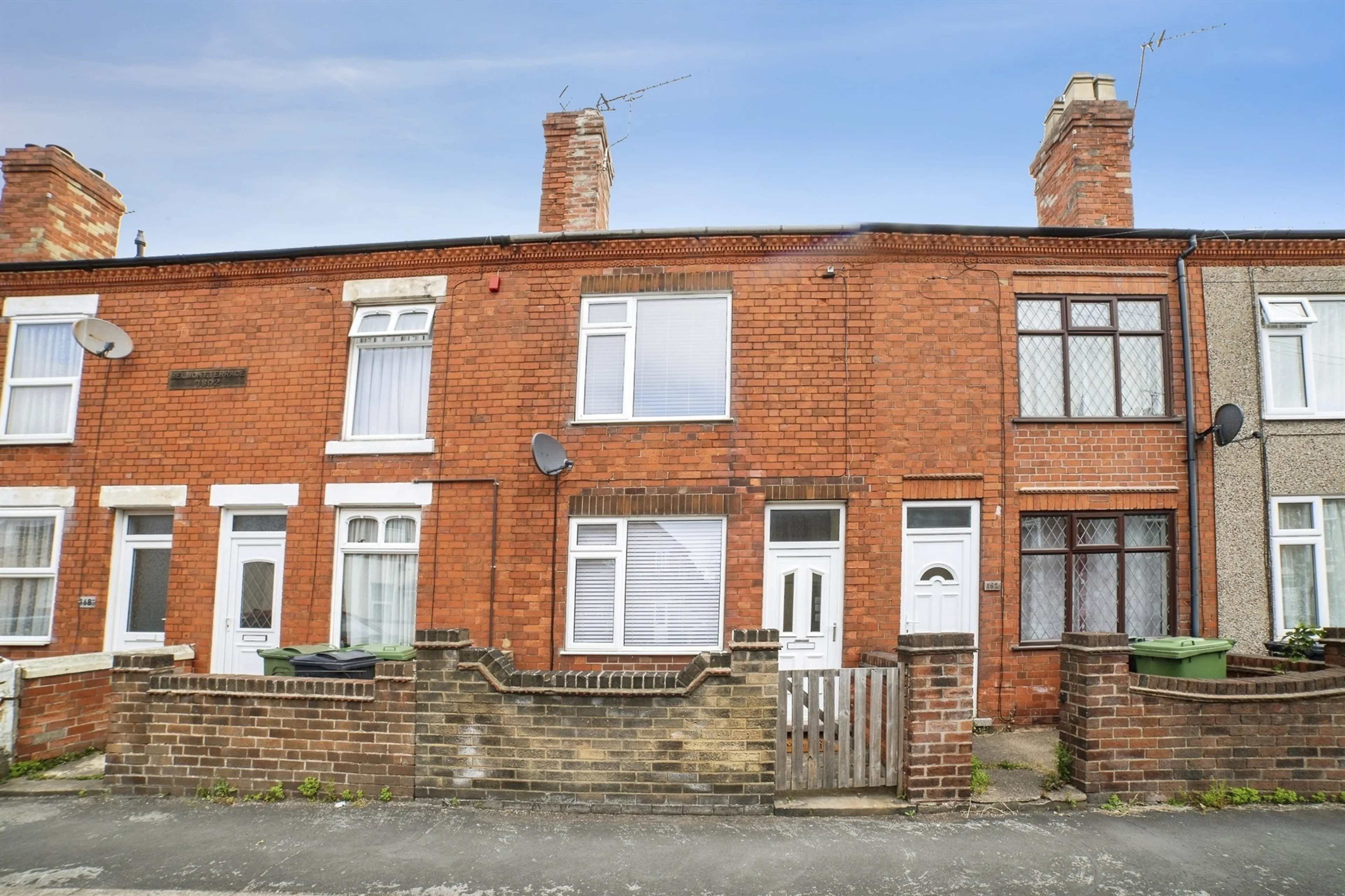 Property photo 0