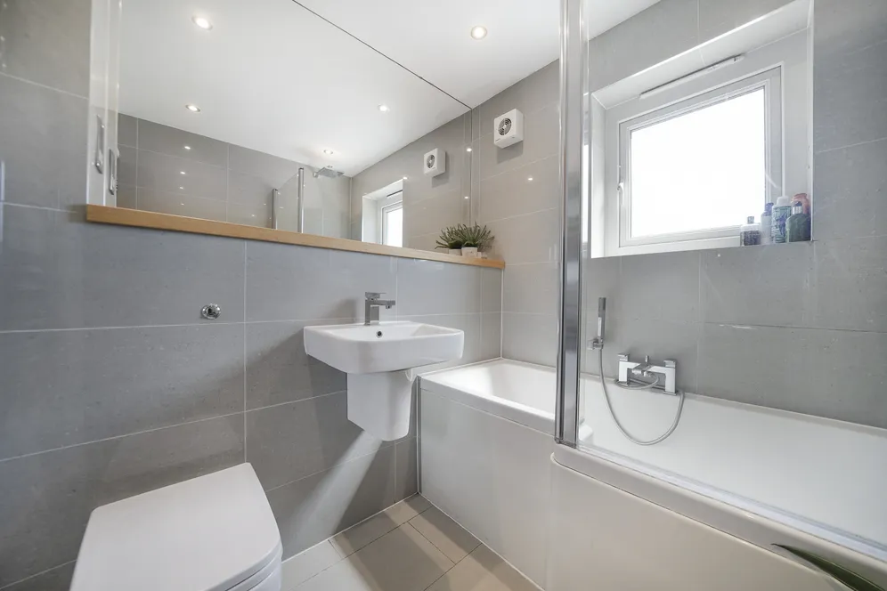 Cubitt Terrace, London, SW4 photo 11