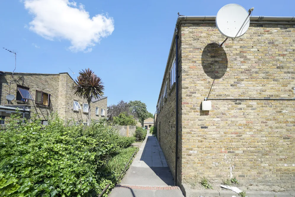 Cubitt Terrace, London, SW4 photo 13