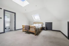 Holden Road, Woodside Park, N12 photo 7