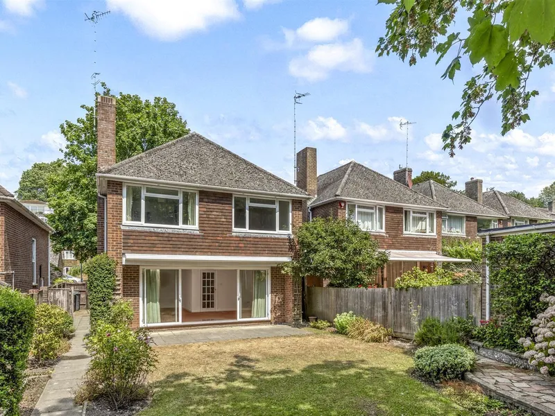 Property thumbnail 1 out of 3