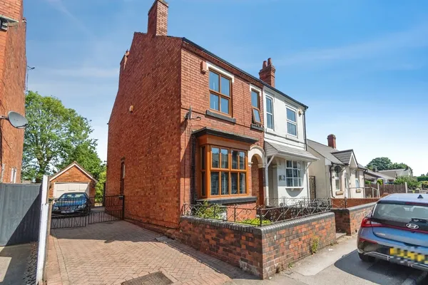 Wellington Place, WILLENHALL, West Mi...