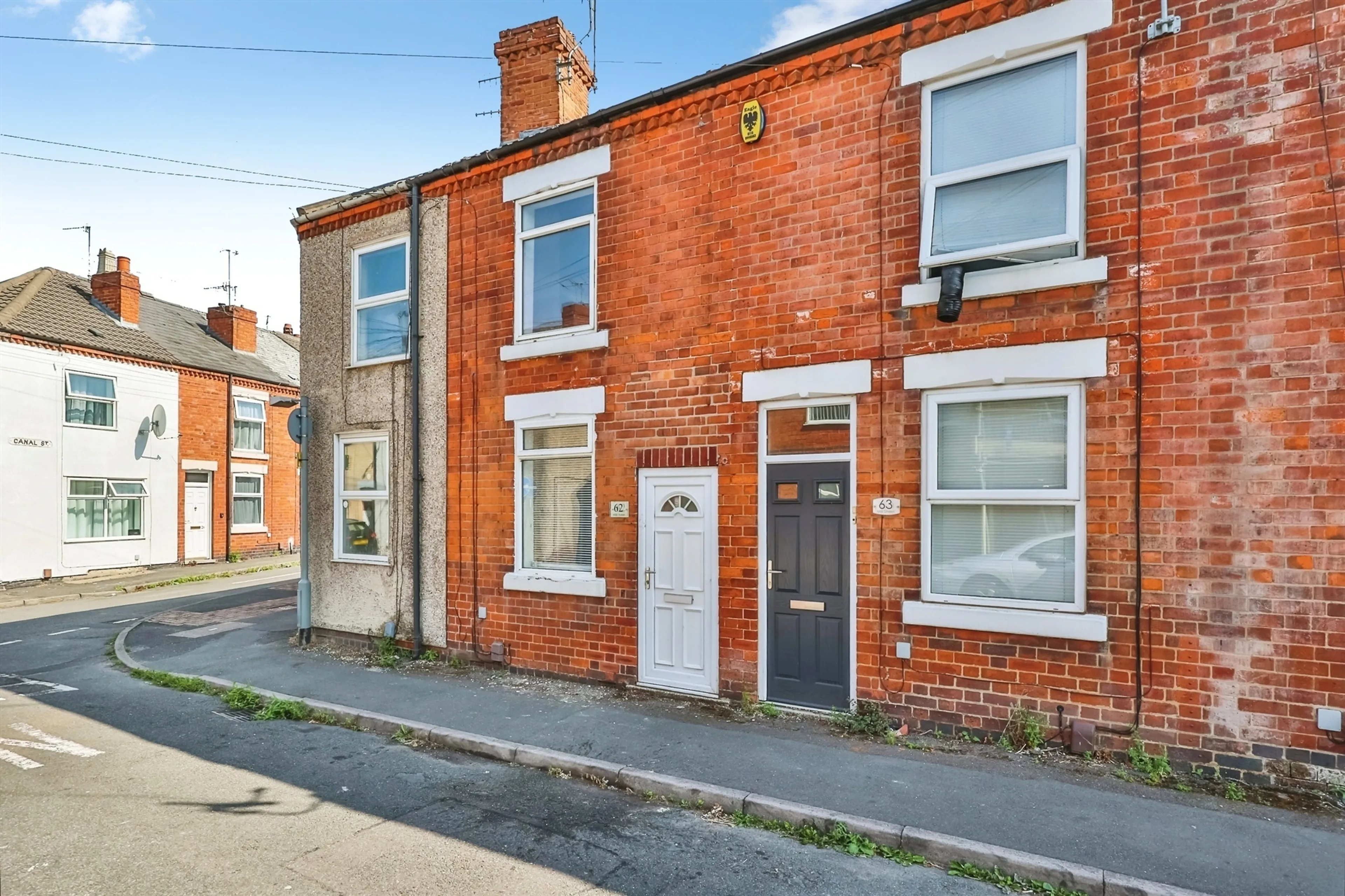 Property photo 0