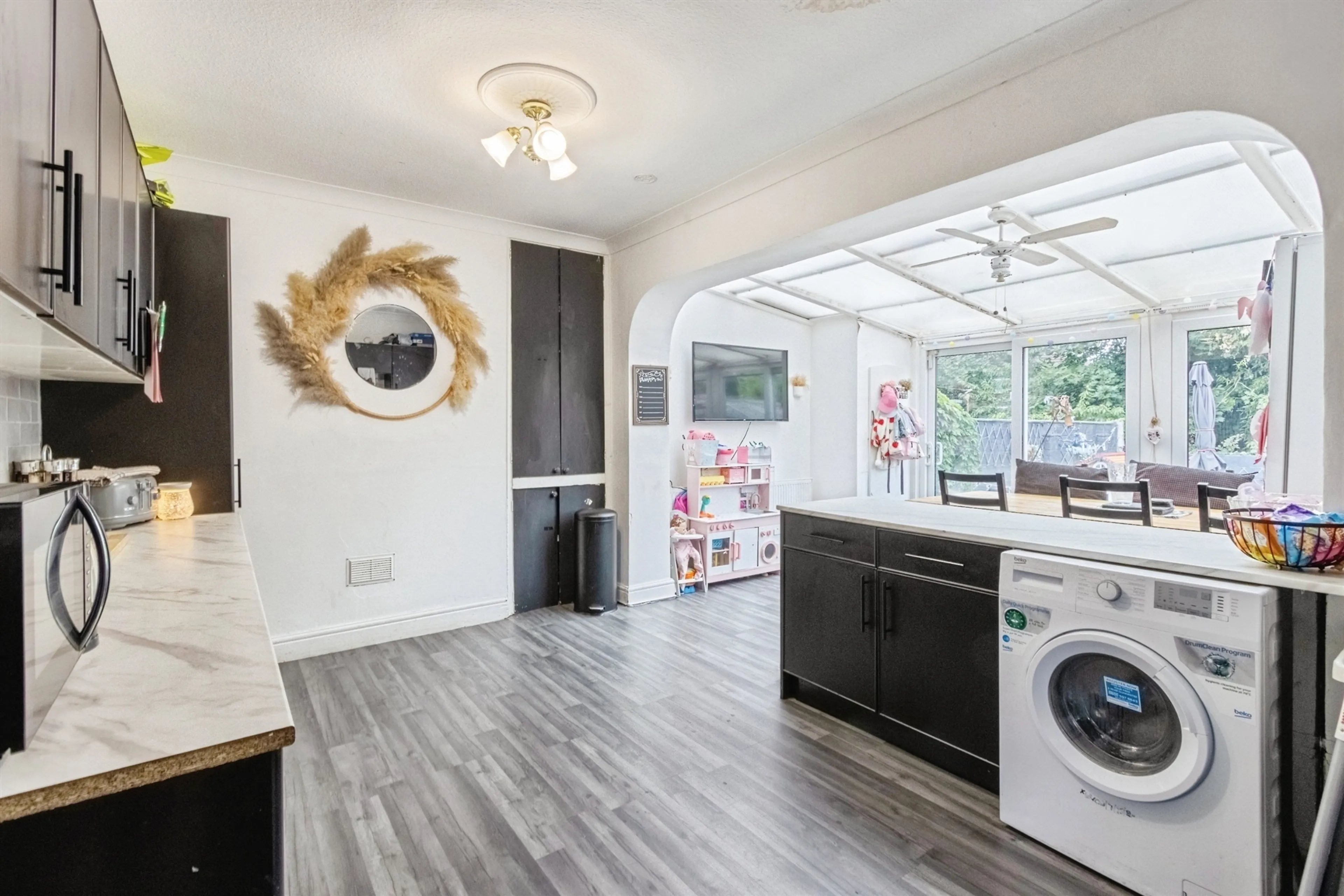 Property at Whitebridge Avenue, LEEDS