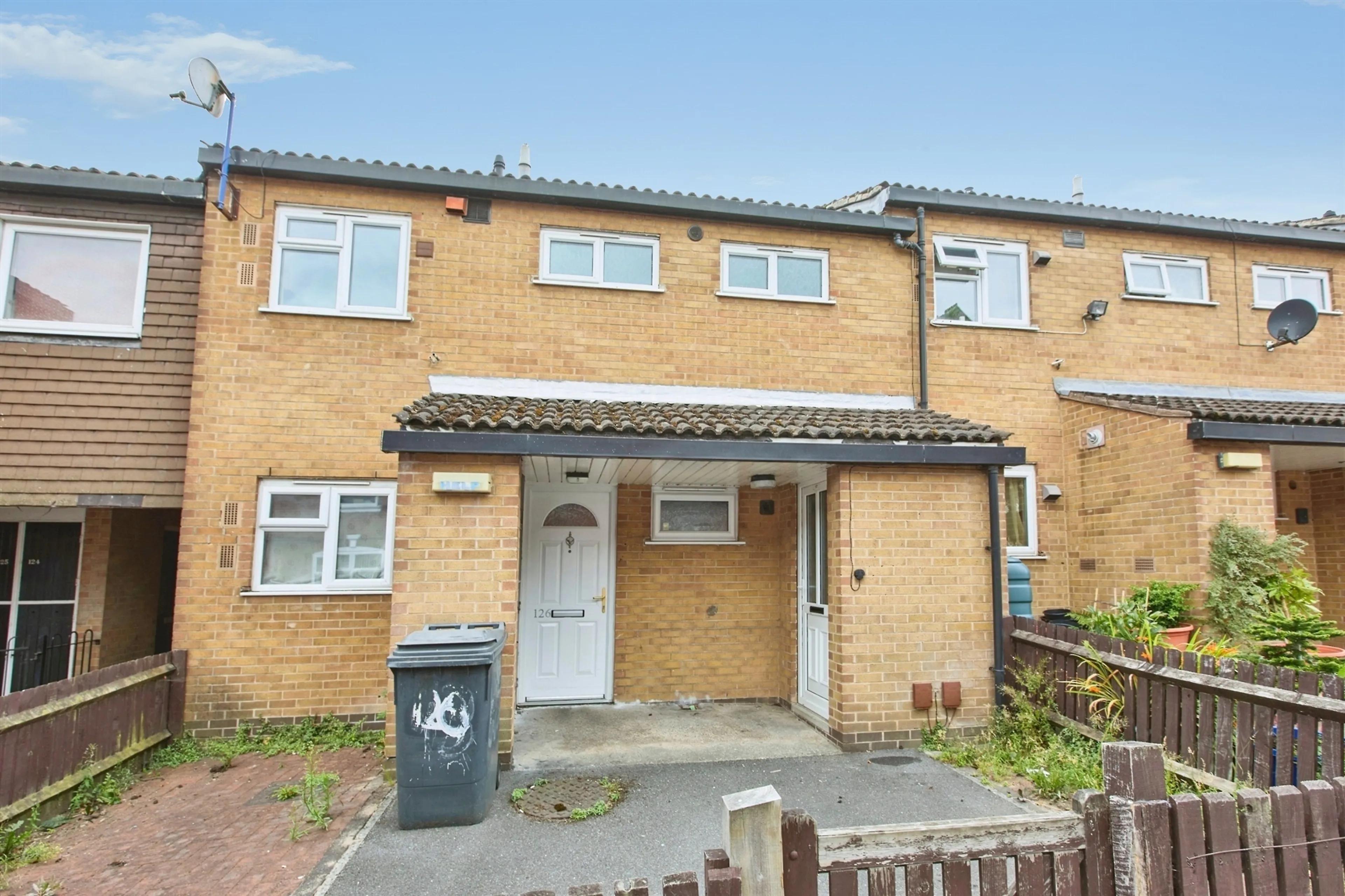 Property photo 0