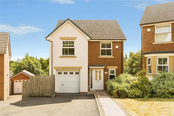 Maes Mabon, Ruabon, Wrexham, LL14