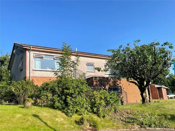 Kilruskin Drive, West Kilbride, North...