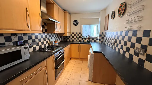 Savill Row, Woodford Green, IG8