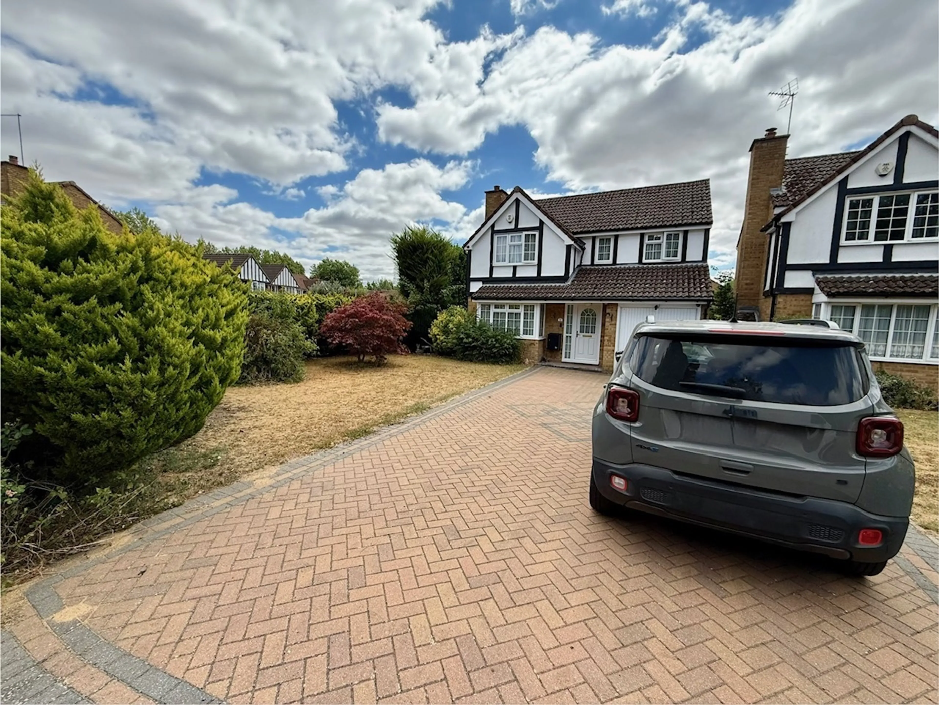 Property photo 0