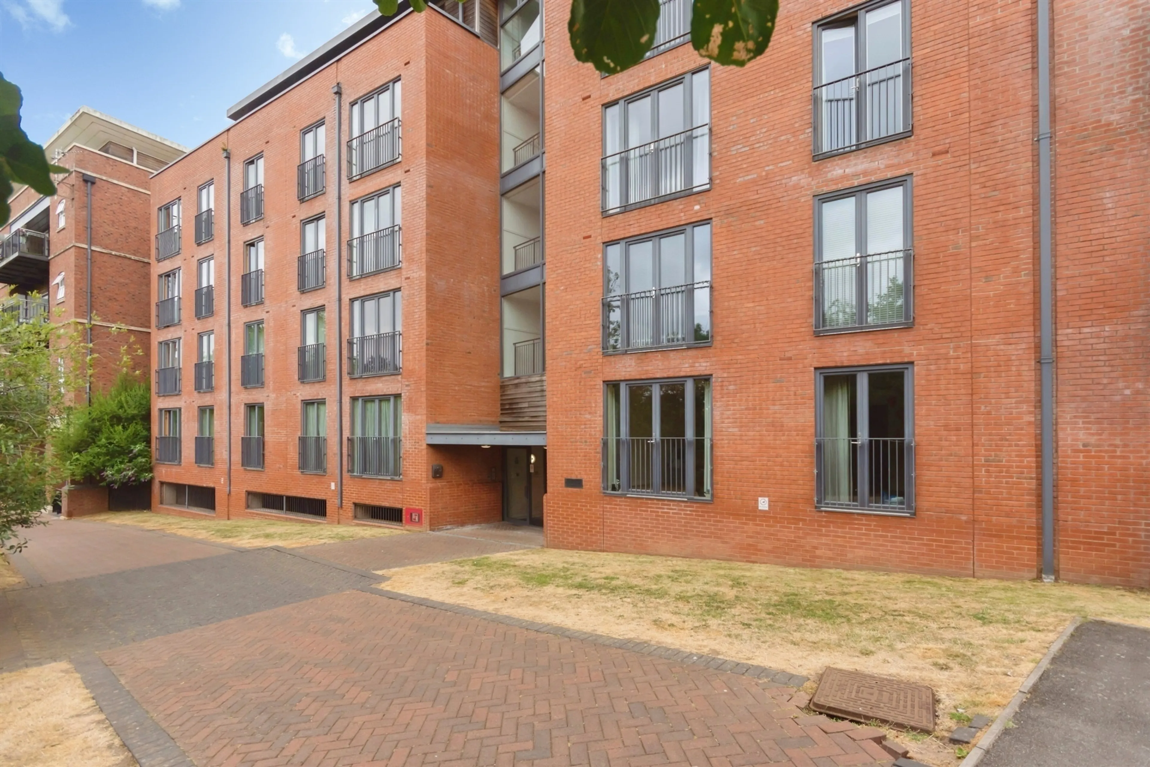 Property photo 0
