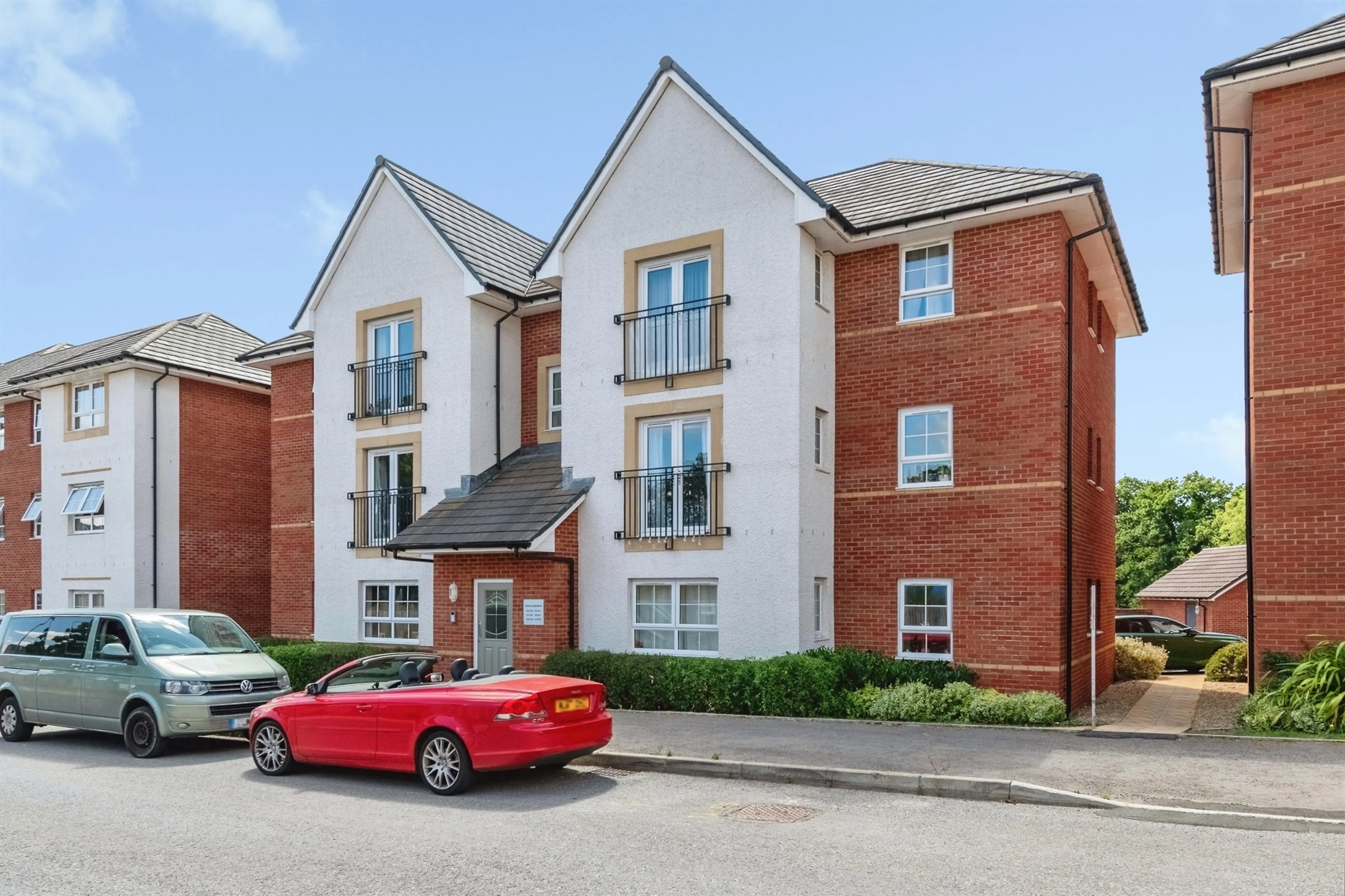 Property photo 0