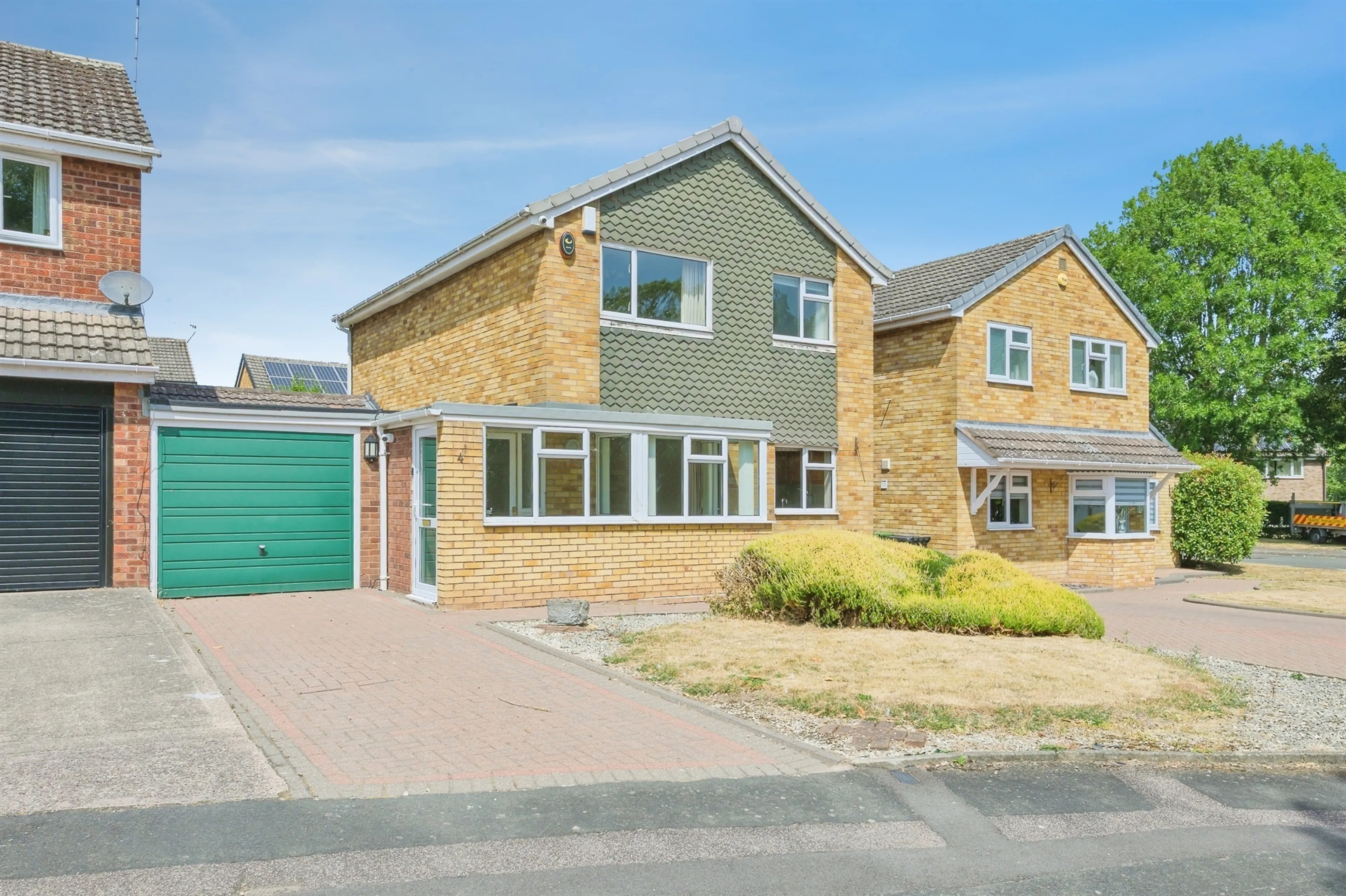 Property photo 0