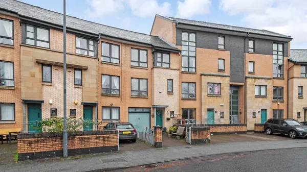 Alexander Crescent, New Gorbals, G5