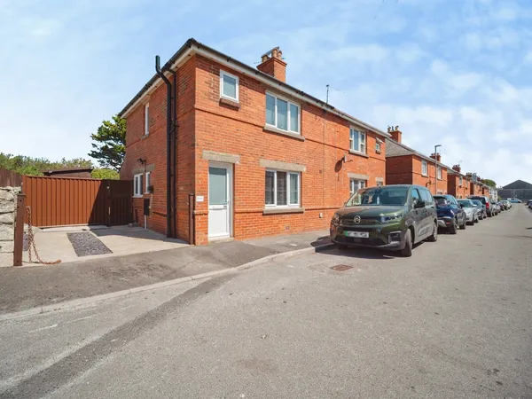 Victoria Road, Portland, Dorset, DT5