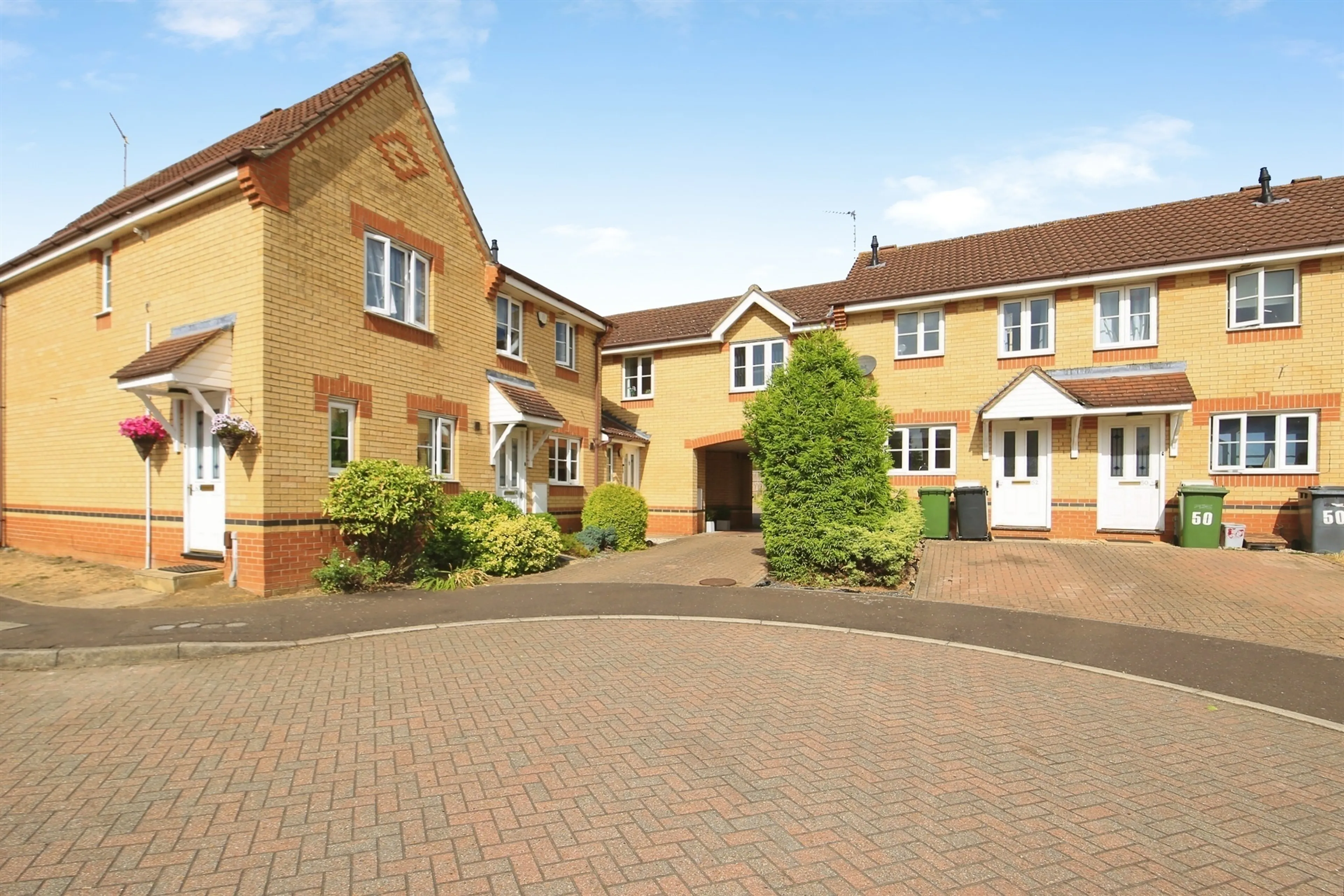 Property photo 0