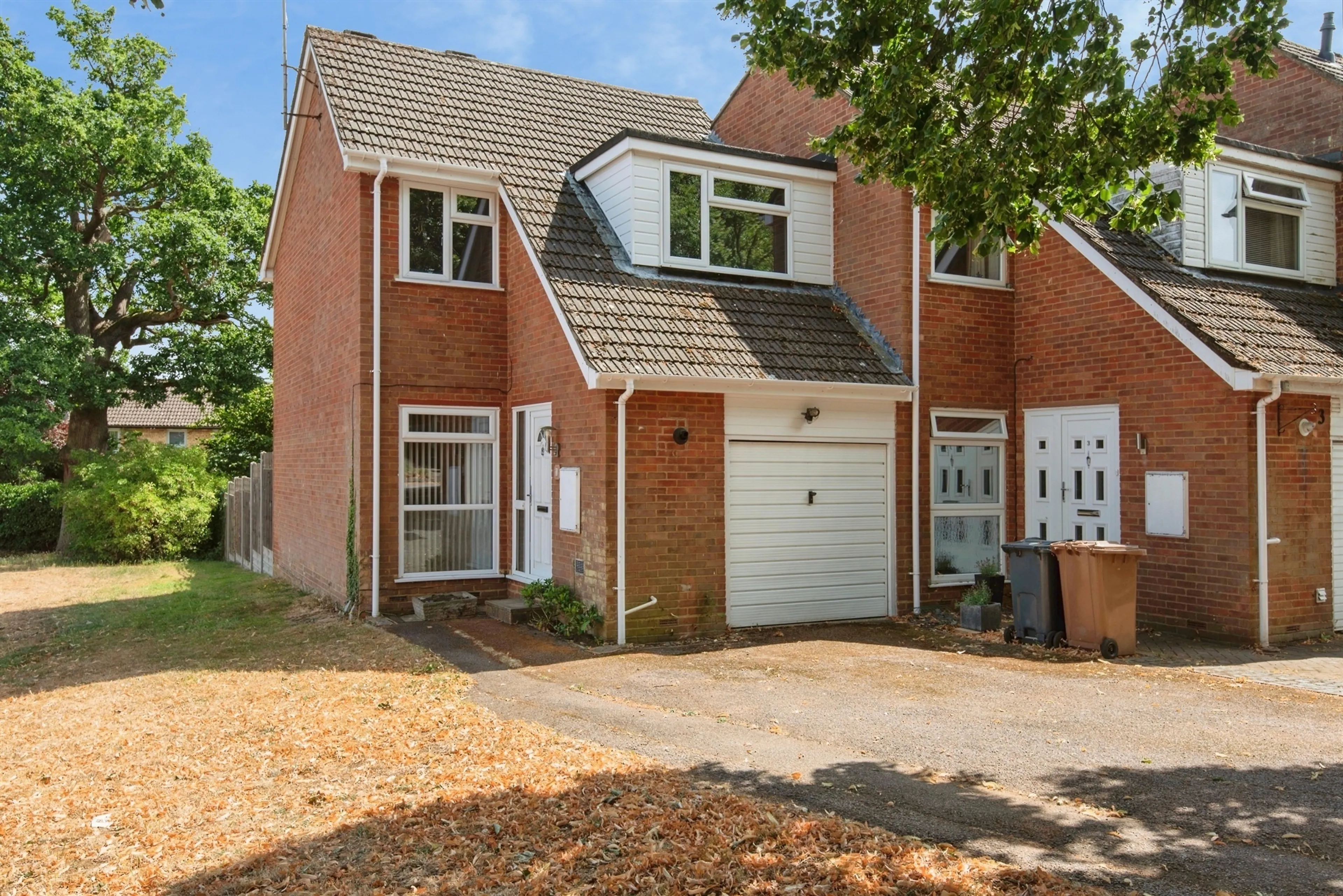 Property at Hampton Close, Stevenage