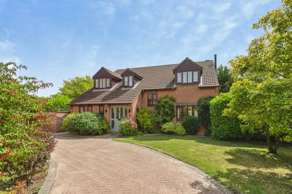 Hemingford Gardens, Yarm, TS15
