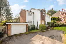 Oak End Way Gerrards Cross SL9 photo 1