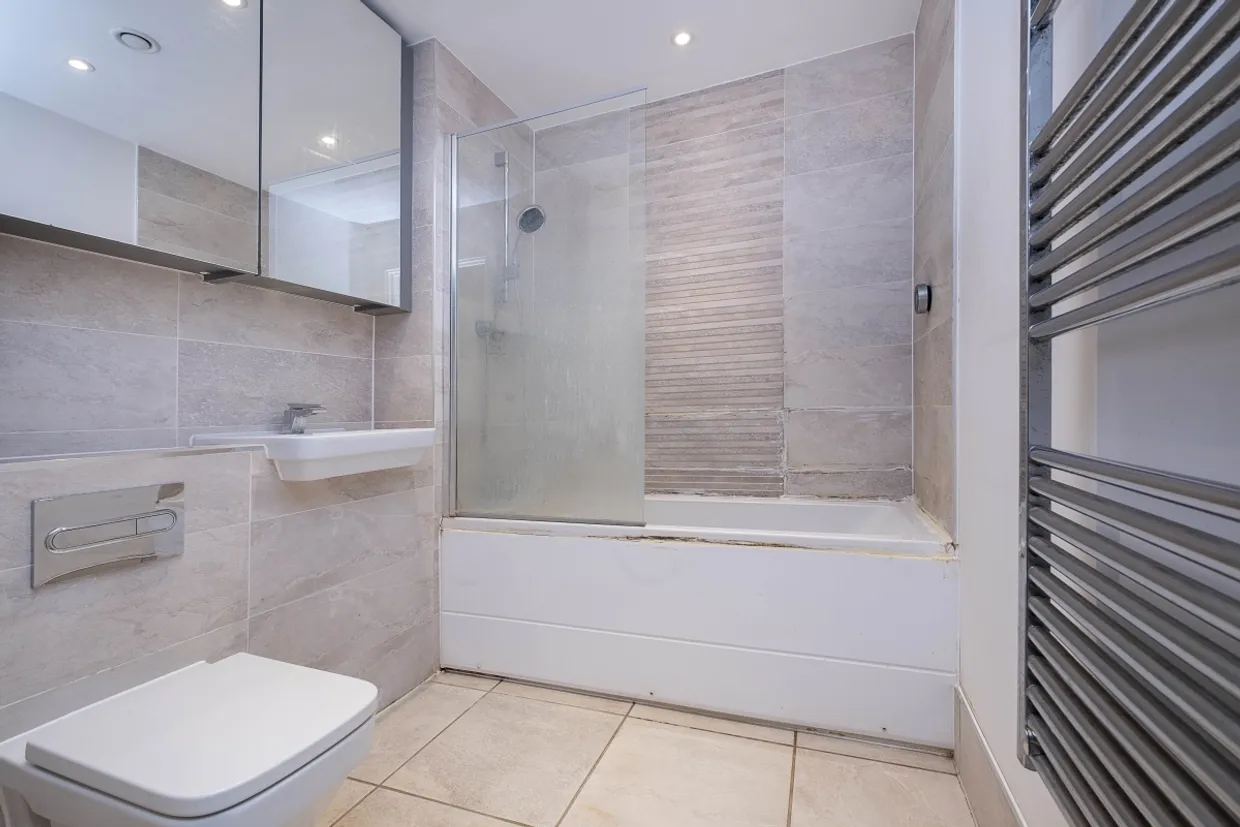 Swan Street, Isleworth, TW7 photo 2