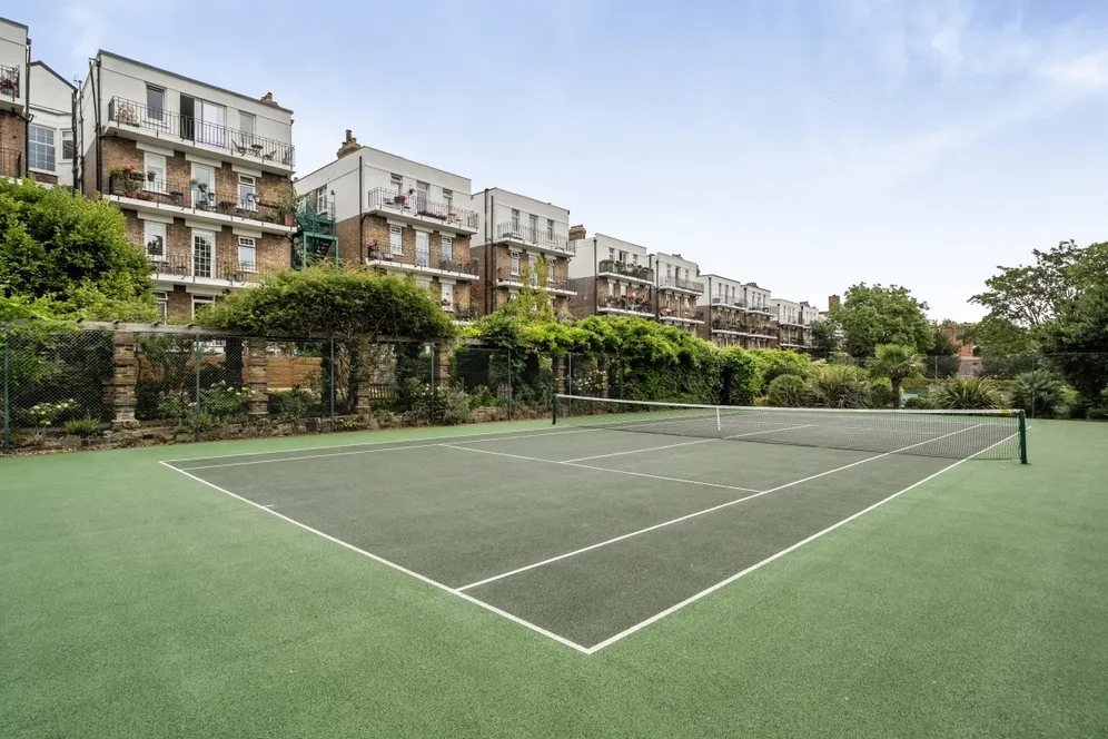 Cholmley Gardens London NW6 photo 18