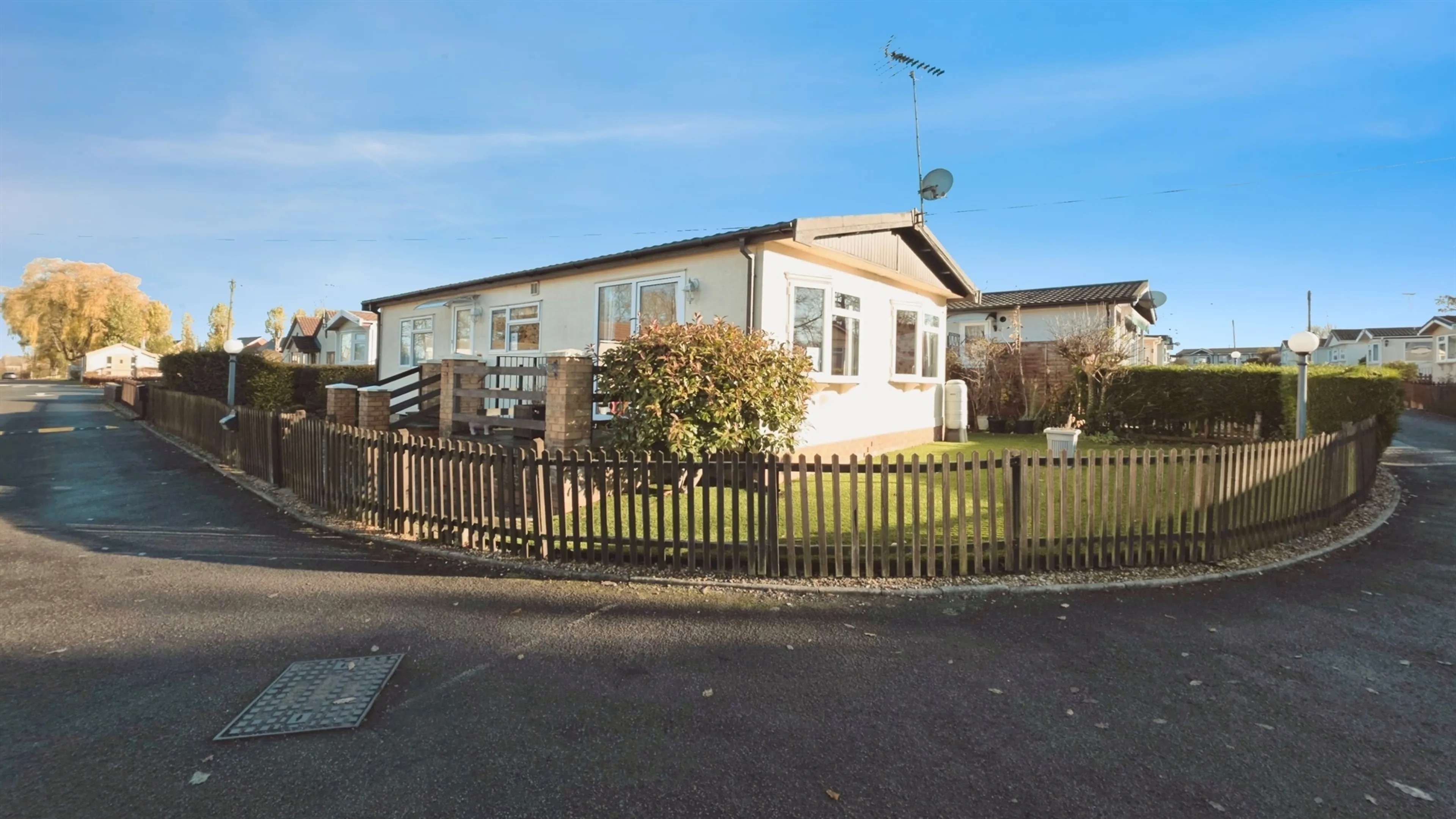 Property photo 0