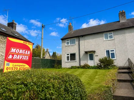 Llanddewi Brefi, Tregaron, SY25