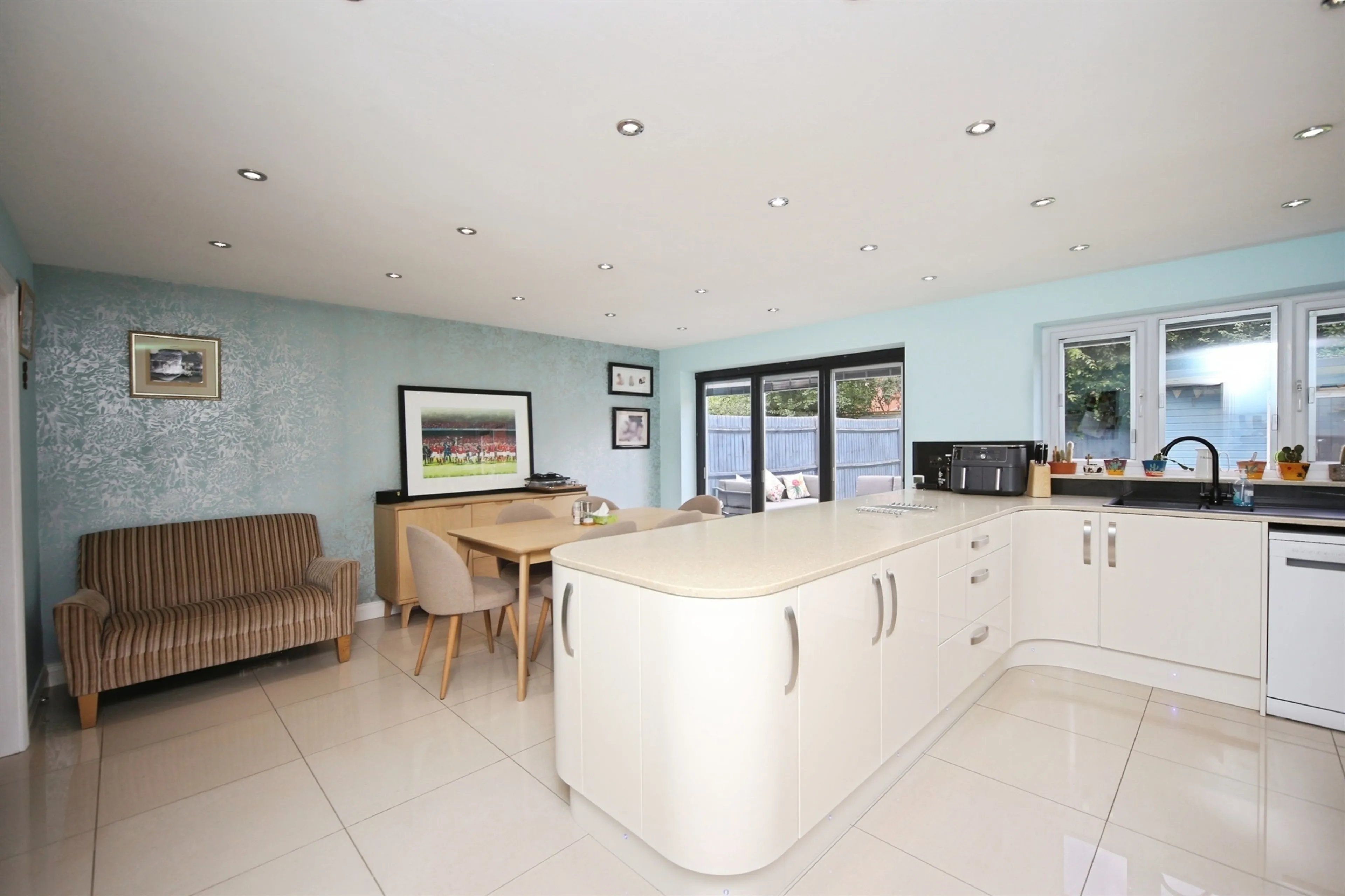 Property at Alder Avenue, Kidderminster