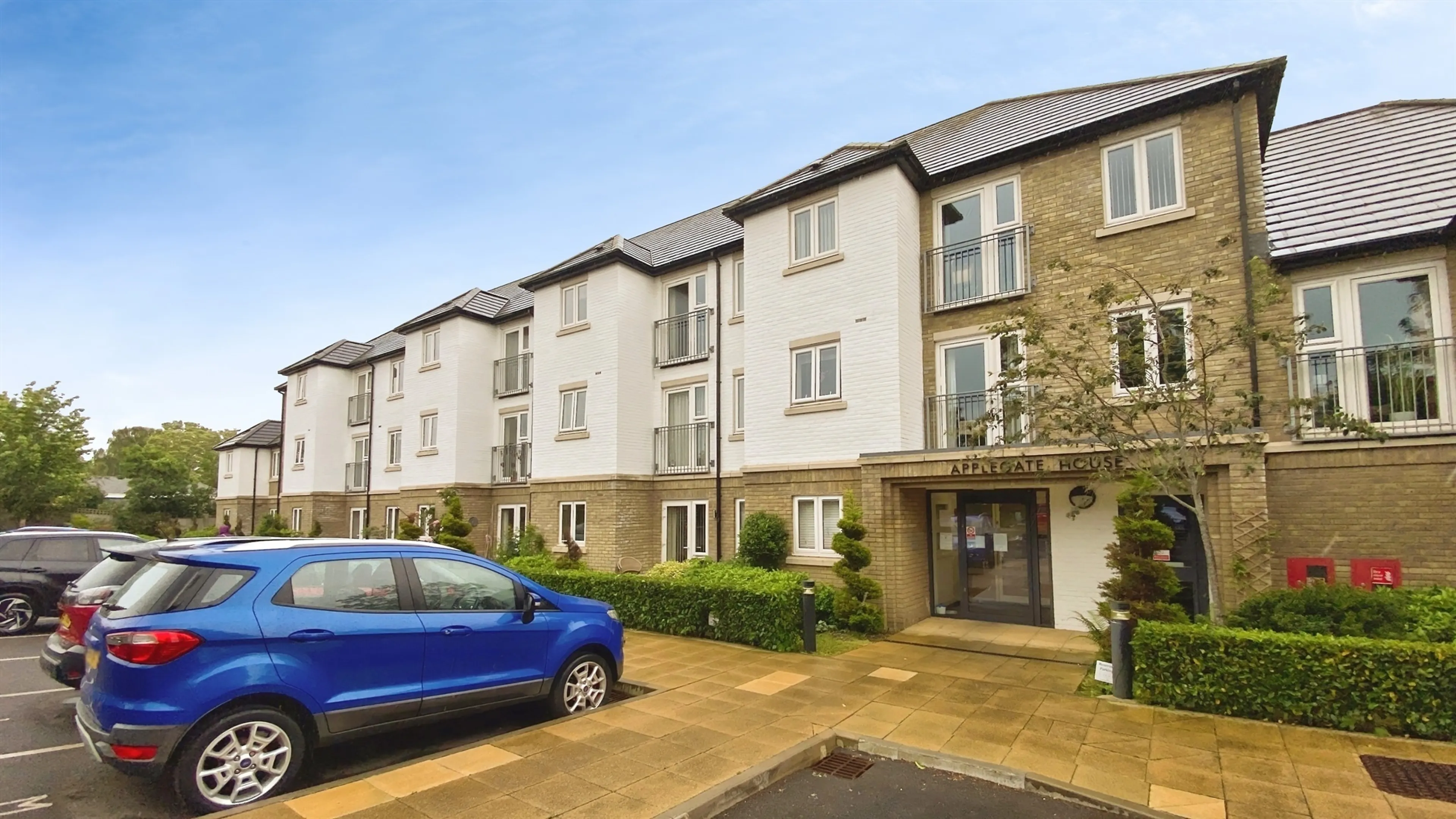 Property photo 0