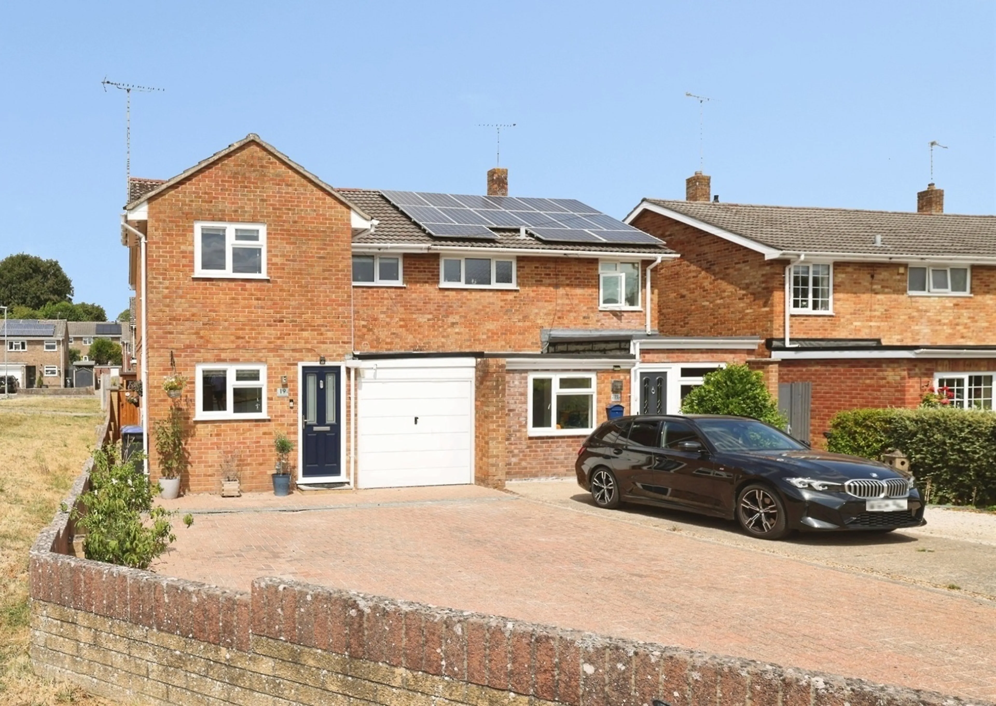 Property photo 0