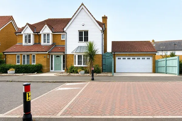 Alexandra Corniche, Hythe, Kent, CT21