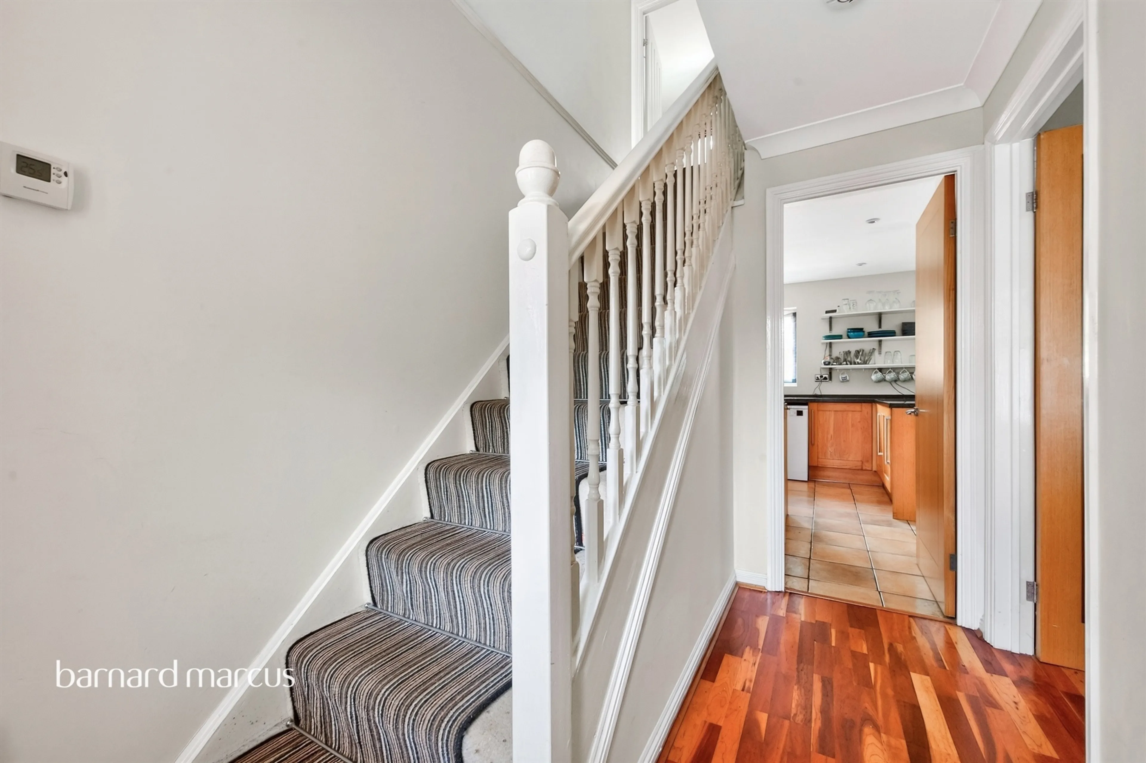 Property at Woodall Close, Chessington