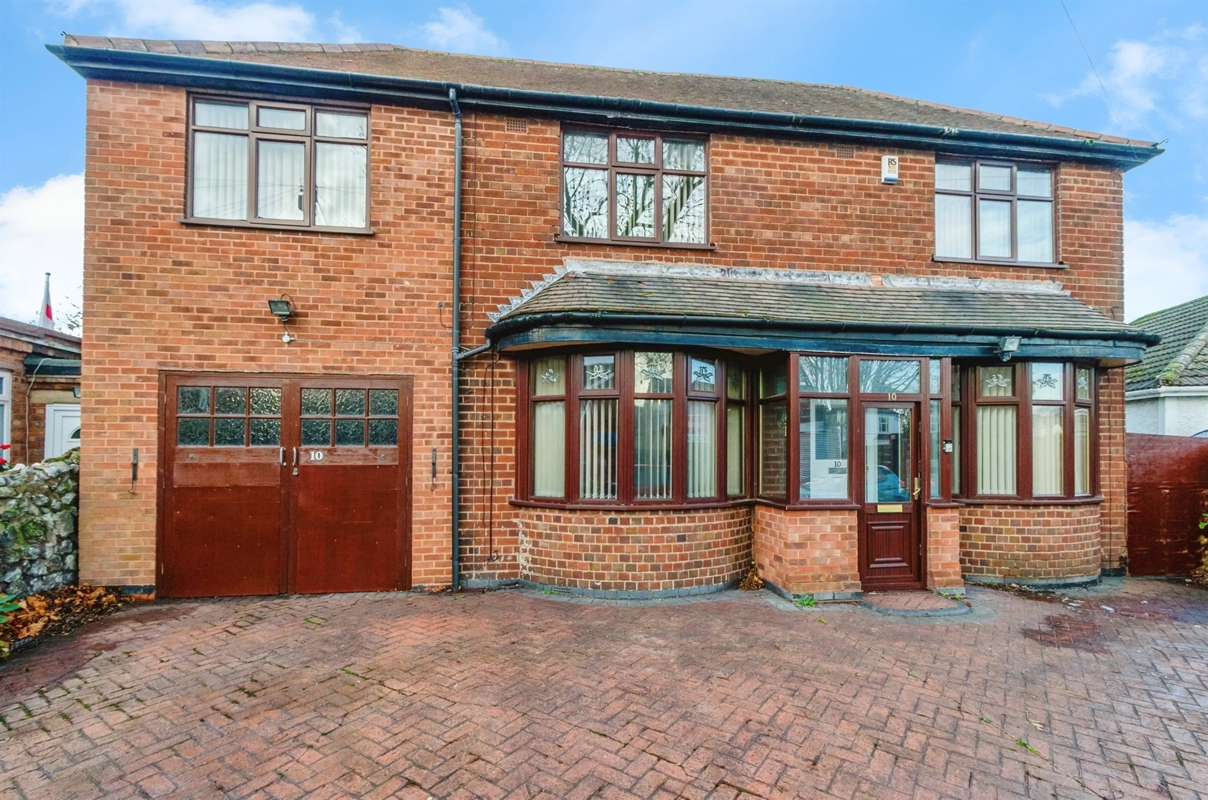 Property photo 0